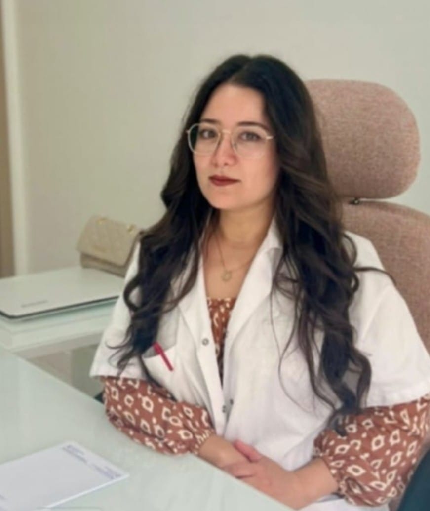 Cardiologue à L’Aouina Dr. Syrine Benjeddou