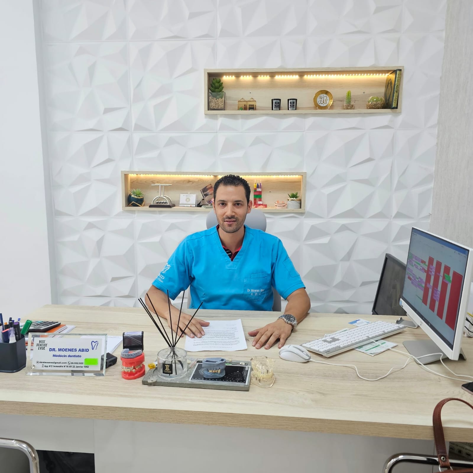 Implantologie à Beb Bhar Sousse – Dr Moenes Abid Implantologie à Beb Bhar Sousse - Dr Moenes Abid